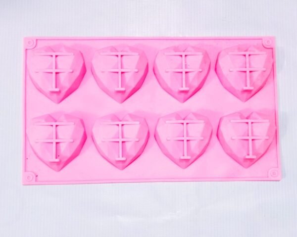 8 hole love pinata mold
