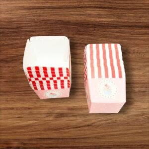 Square Design Cup Cake Linear
